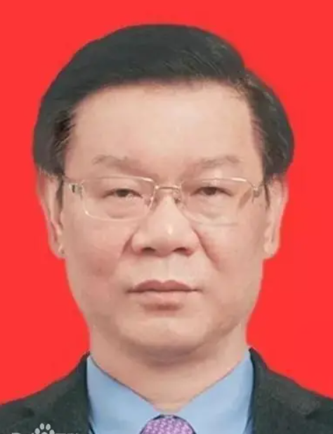 广东汕头市人大常委会副主任吴启煌被带走查处